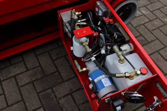 2020 マグニ ES0807EP