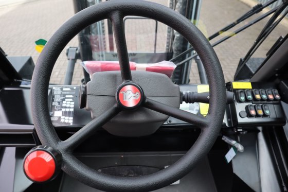 2024 マニトウ M30-4