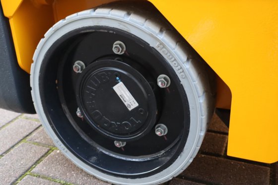 2023 ハウロッテ・コンパクト8N