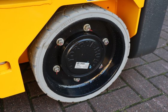 2023 ハウロッテ・コンパクト8N