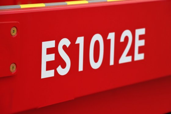 2019 マグニ ES1012E