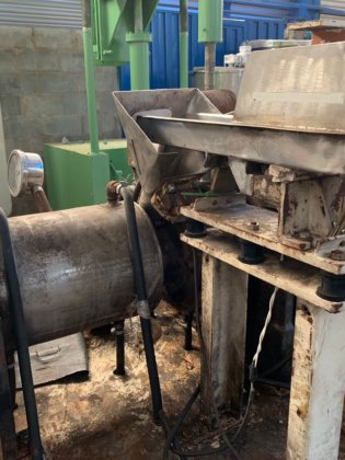 Extrusora Em Aço Carbono