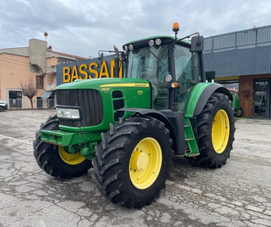 2012 JOHN DEERE 6930 PREMIUM