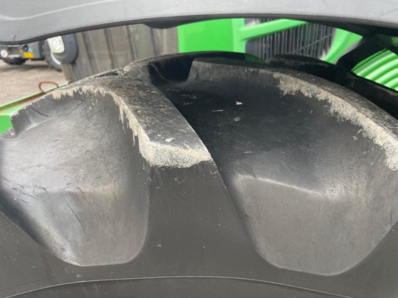 2012 JOHN DEERE 6930 PREMIUM