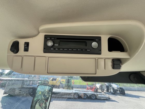 2015 JOHN DEERE 6175 R