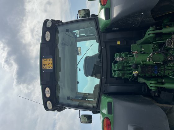 2015 JOHN DEERE 6175 R