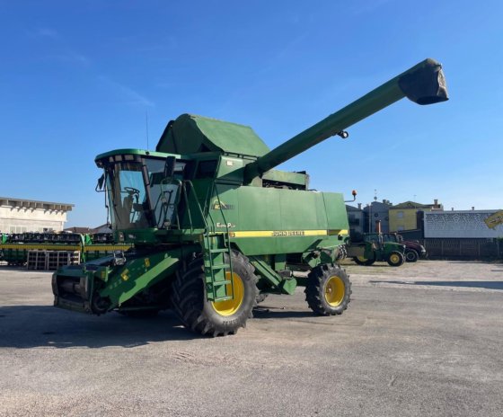 2000 MIETITREBBIA JOHN DEERE CTS