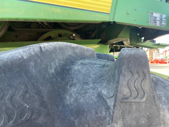 2000 MIETITREBBIA JOHN DEERE CTS