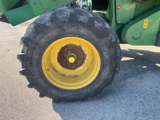 2000 MIETITREBBIA JOHN DEERE CTS
