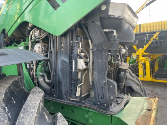 2017 JOHN DEERE 6175 R