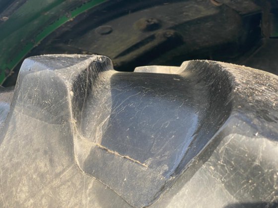 2017 JOHN DEERE 6175 R