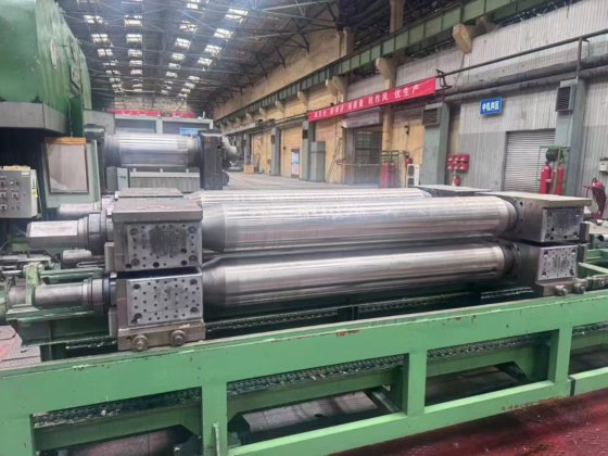 コベルコ冷間圧延機 アルミニウム 1300mm