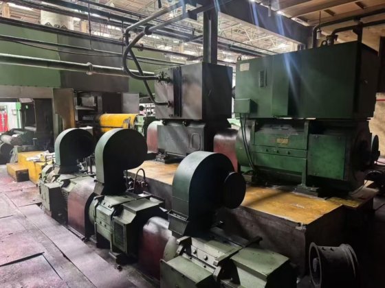 コベルコ冷間圧延機 アルミニウム 1300mm