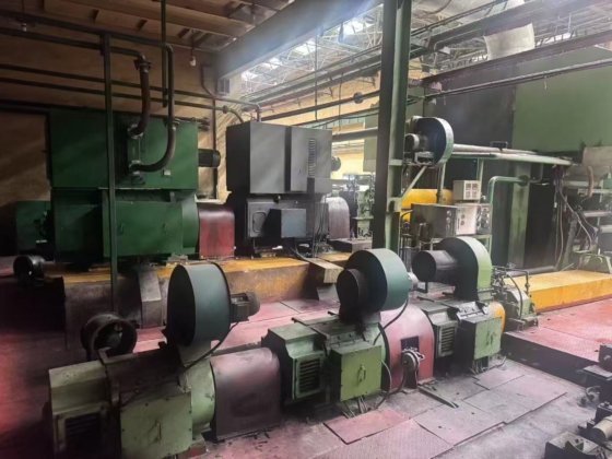 コベルコ冷間圧延機 アルミニウム 1300mm