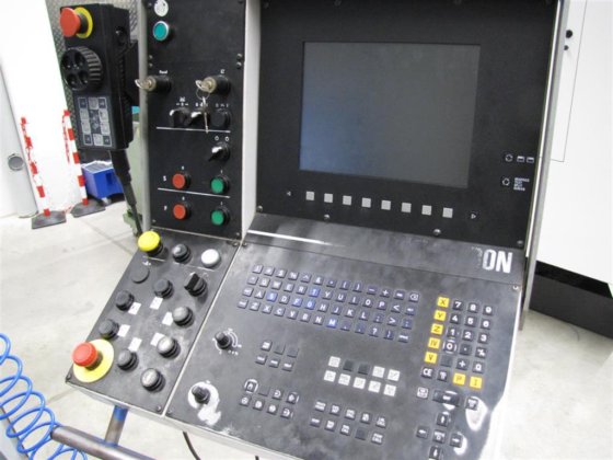 1997 MIKRON UM 710/900