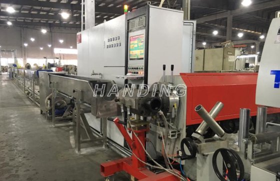 用于大尺寸电缆的挤出生产线