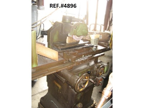 BROWN & SHARPE SURFACE GRINDER