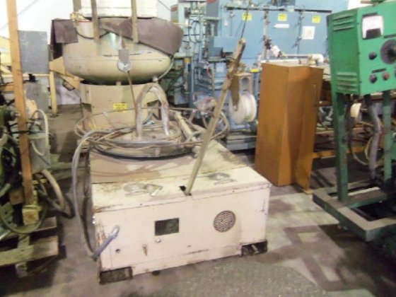 FASTENER ENGINEERS POWERED TURNTABLE in