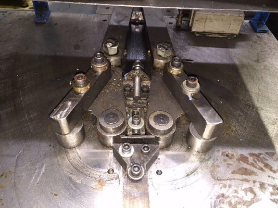 CUSTOM U BENDER WIRE FORMING