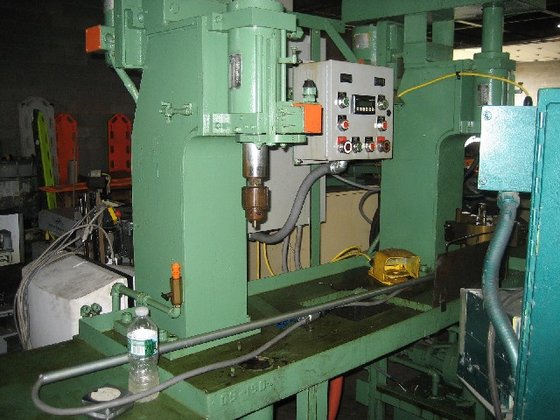 FILLET ROLLER HYPNEUMAT in Ivyland,