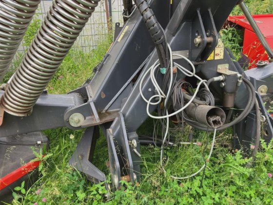 2014 Vicon Extra 690T-R