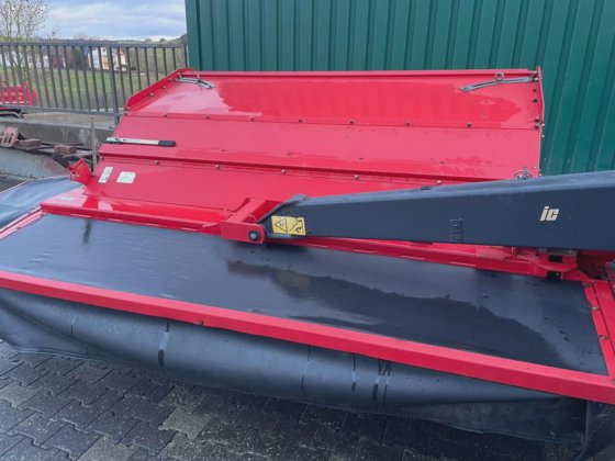 2014 Vicon Extra 690T-R