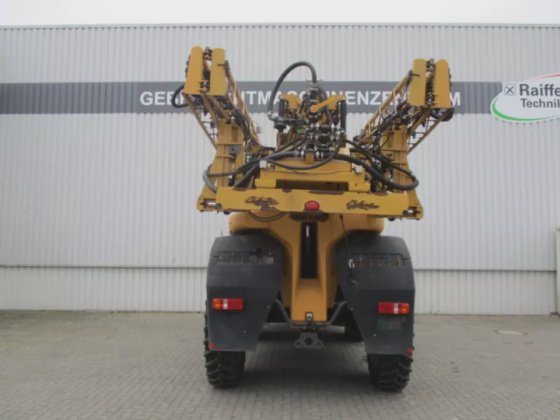 2012 Challenger Rogator 655 B