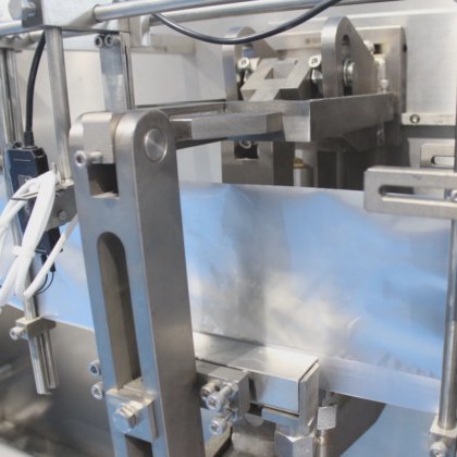 Horizontal Form Fill Seal Packing