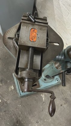 Wilton 15" Variable Speed Pedestal
