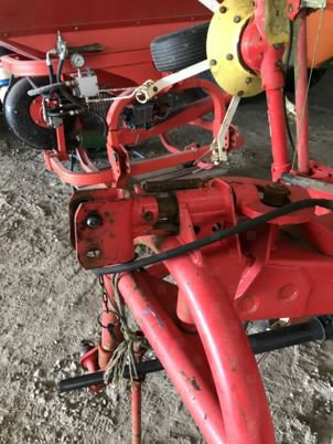 2010 Pöttinger HIT690