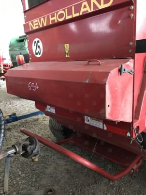 2000 NewHolland 658