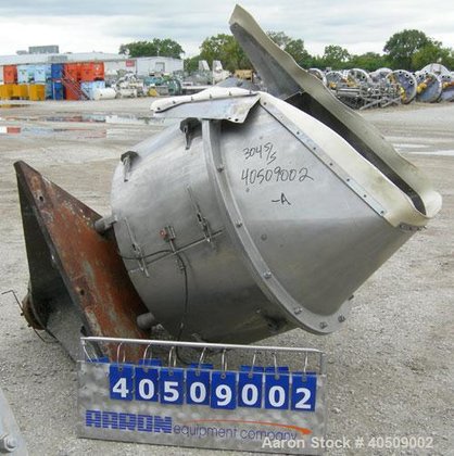 Used- Rietz Vertical Disintegrator, Model