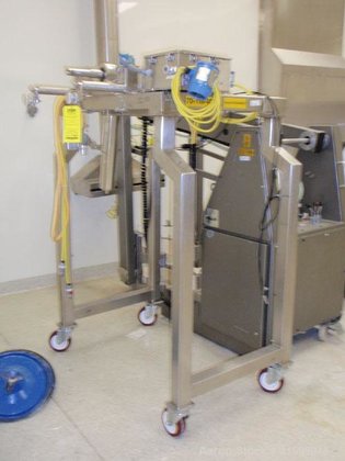 Used- Fitzpatrick Fitzmill, model D6A,