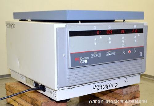 Used- IEC Centra GP8 Ventilated