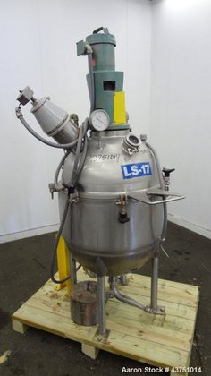 Used- Lee Industries Vacuum Kettle,