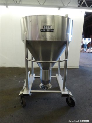Used- United Utensils Powder Tote