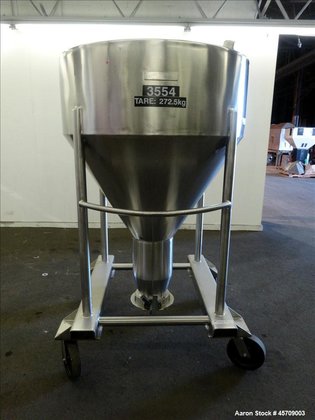 Used- United Utensils Powder Tote