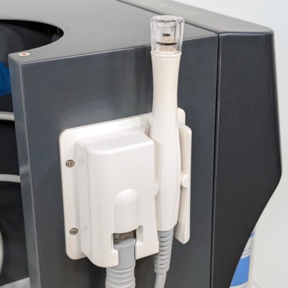 2019 カルテッサ・スキンウェーブ