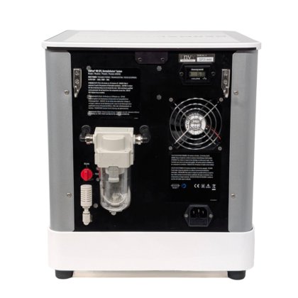 エンヴィメディカル ダーマルインフュージョン（シルクピール ダイヤモンドグロー）