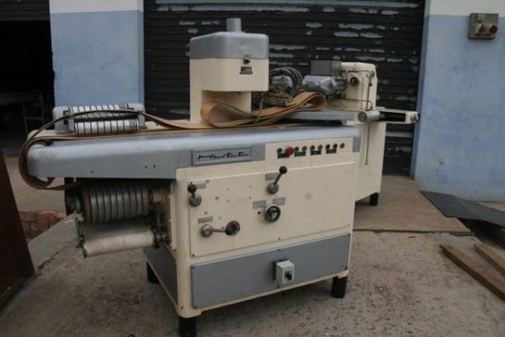 HUTT 挤压机和药丸分配器