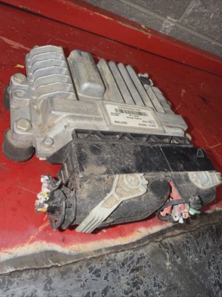Delphi DCM3.7AP Engine Control Unit