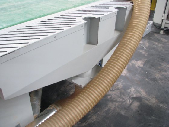 WOODTRON BELT CONVEYOR MOTORISED SORTING
