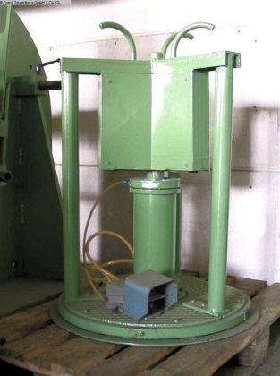 Auxiliary machines for drawing works