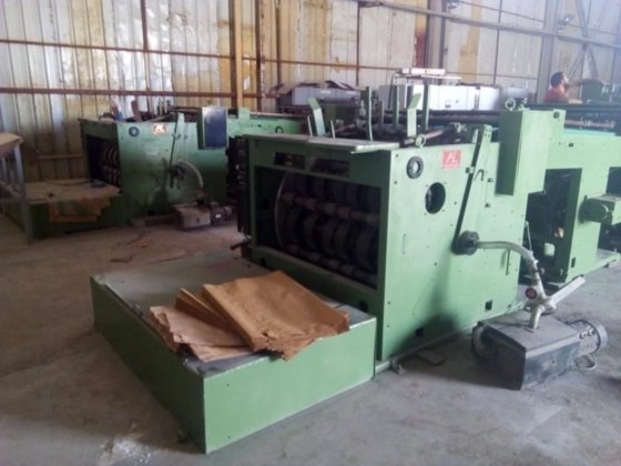 1982 ニューロングマルチウォールチューバーボトマーマシン