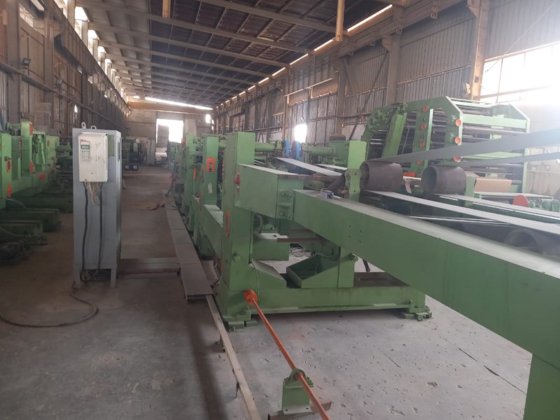 1982 ニューロングマルチウォールチューバーボトマーマシン