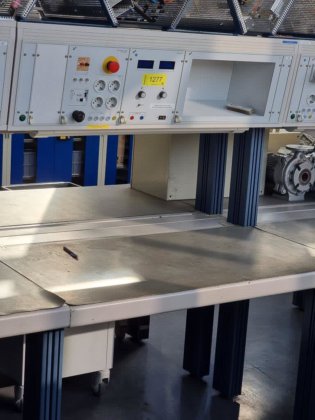 Work bench with Electric function test board and sockets in Eichstätt ...