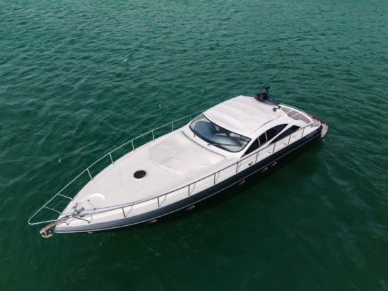 2003 Pershing 52