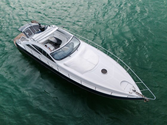 2003 Pershing 52