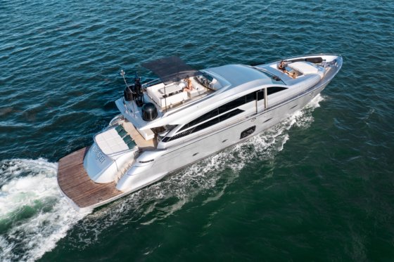 2012 Pershing 92