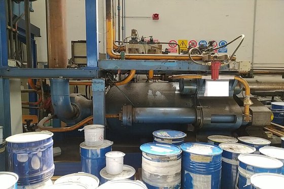 1977 EXTRUSION PRESS